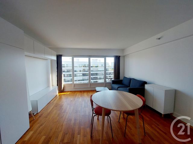 Appartement Studio à louer - 1 pièce - 26.74 m2 - PARIS - 75013 - ILE-DE-FRANCE - Century 21 République