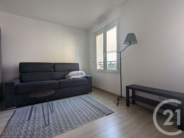 Appartement F1 à louer - 1 pièce - 25.7 m2 - PARIS - 75011 - ILE-DE-FRANCE - Century 21 République