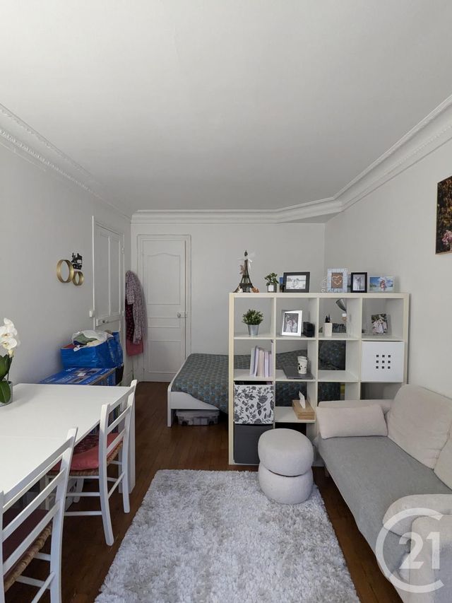 Appartement T1 à louer - 1 pièce - 30.71 m2 - PARIS - 75015 - ILE-DE-FRANCE - Century 21 République