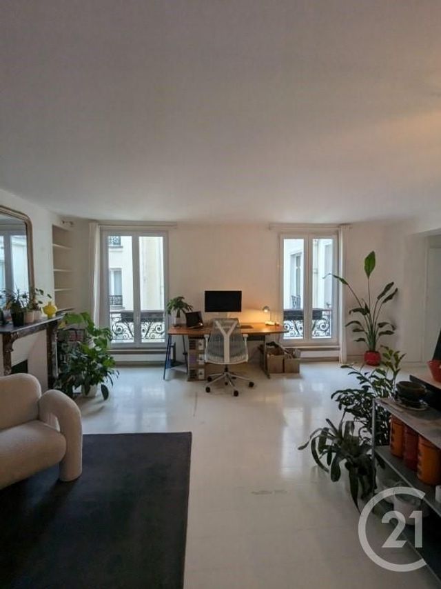 Appartement F3 à louer - 3 pièces - 62.87 m2 - PARIS - 75010 - ILE-DE-FRANCE - Century 21 République